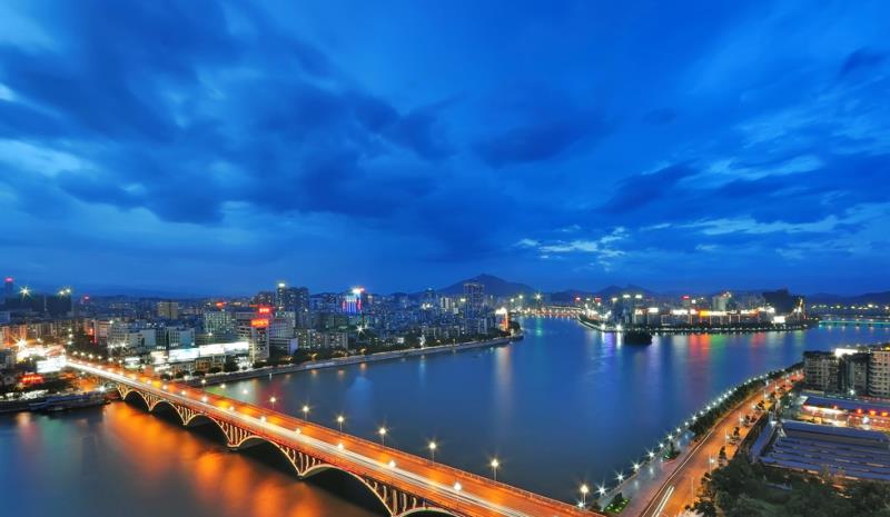 雷雨大風(fēng)預(yù)警信號(hào)解除 （7月3日19時(shí)23分）